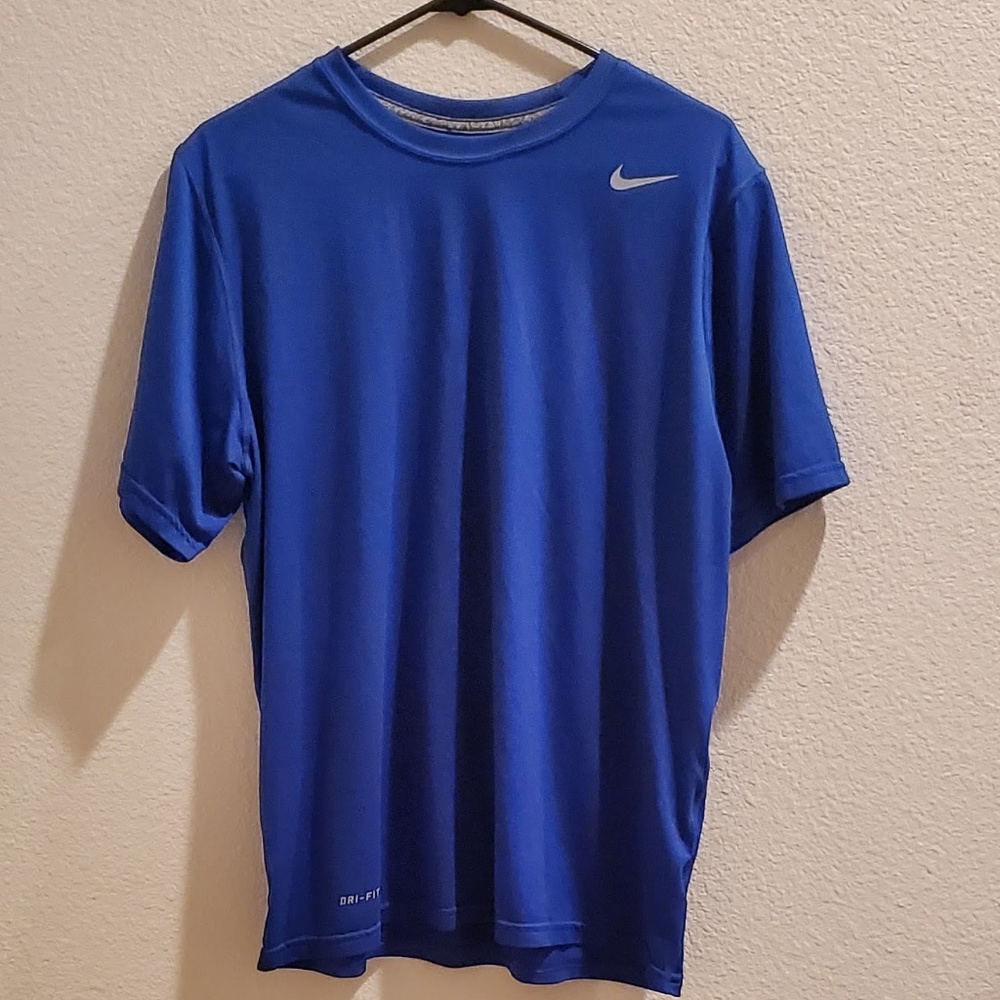 Nike Dri-Fit Short Sleeve Running/Workout shirt
